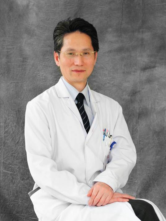 王明贵（复旦大学附属华山医院抗生素研究所主任医师）