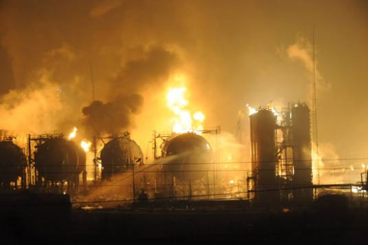 9·30河南正阳化工厂爆燃事故