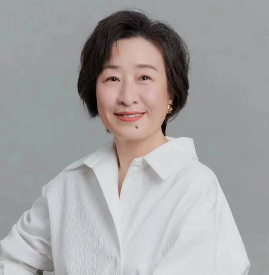 郭华（北京师范大学教育学部教授）