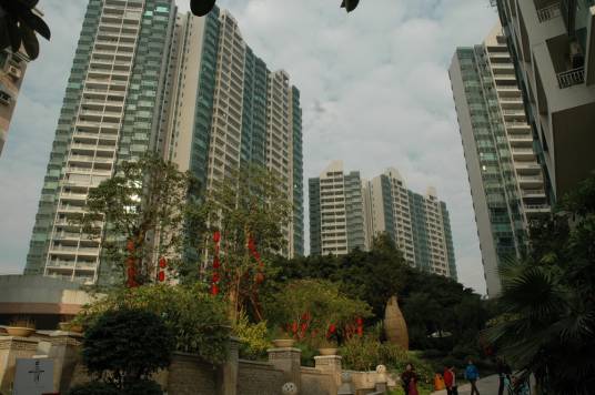 信步闲庭（广东环渤海房地产开发有限公司开发的项目）