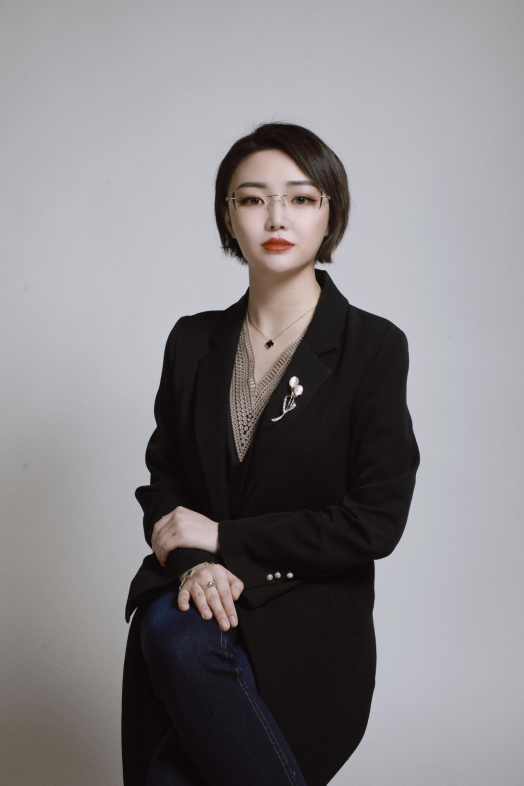 王珊（中治九纬教育集团董事长）