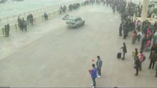 恐怖主义的网上推手