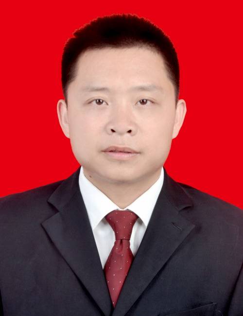 吴志强（南昌市公安局党委副书记、常务副局长）