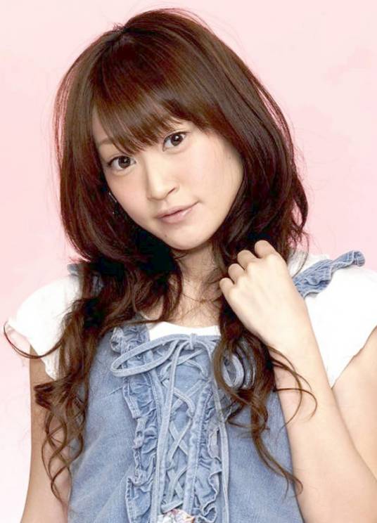 MAKO（日本女性歌手、声优）