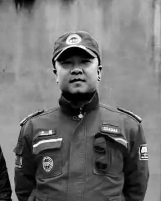 许鹏（蓝天救援队机动队原队长）