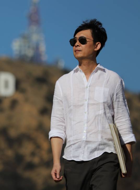 洪波（旅美画家）