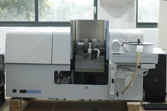 火焰原子吸收光谱仪