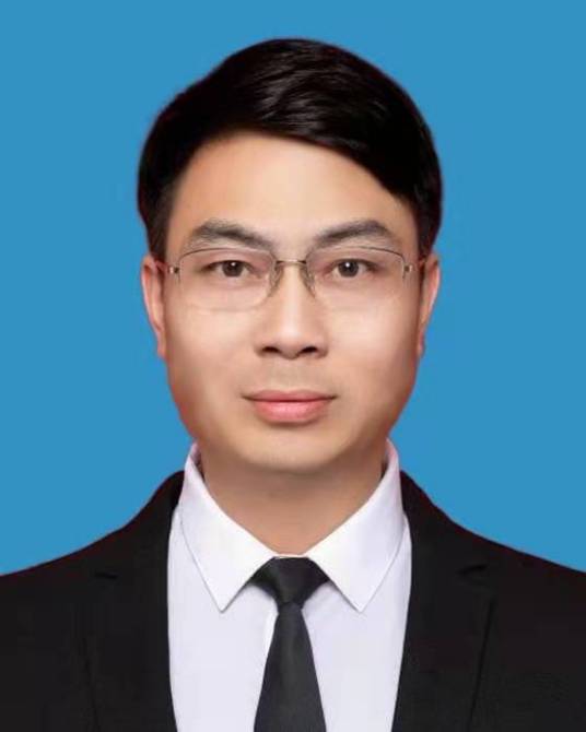 刘新华（湖南省醴陵市委副书记、市人民政府市长）