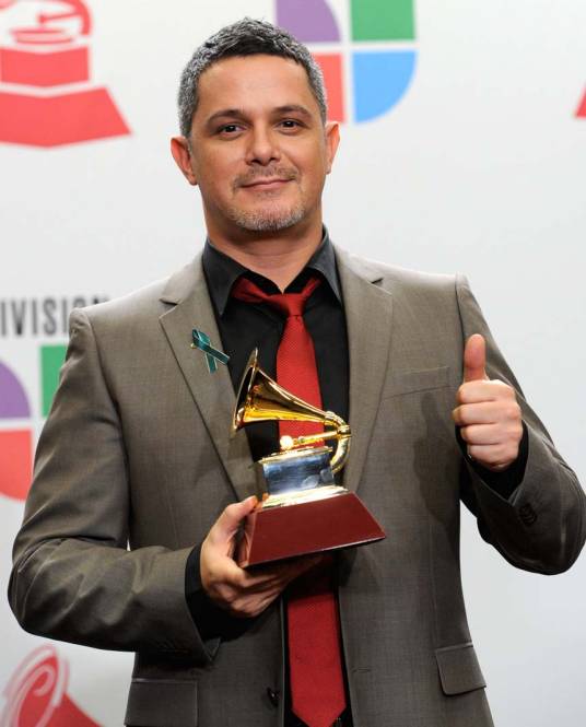 亚雷汉德罗·桑斯