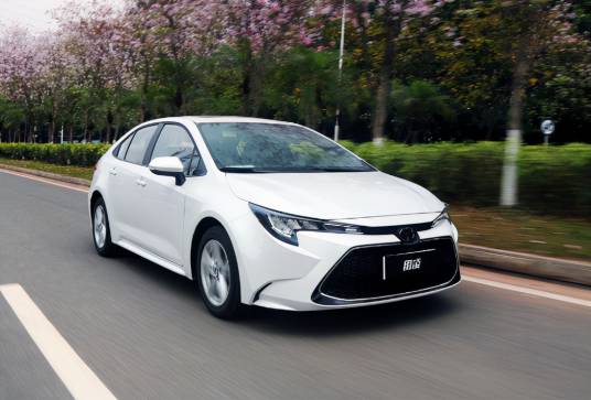 雷凌（广汽丰田-雷凌(LEVIN)）