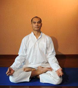 辛格（瑜伽Swami大师的亲传弟子）