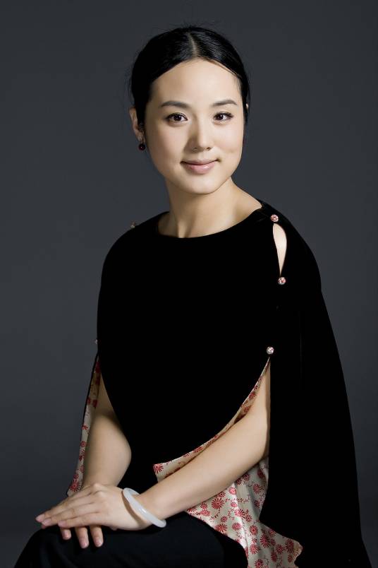 哈辉（中国内地古典音乐女歌唱家、中国国学推广大使）