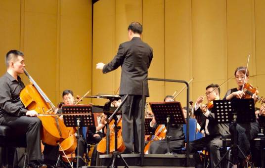 青岛爱乐交响乐团