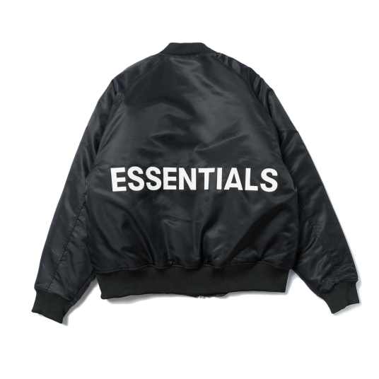 ESSENTIALS（街头潮牌Fear Of God的副线品牌）