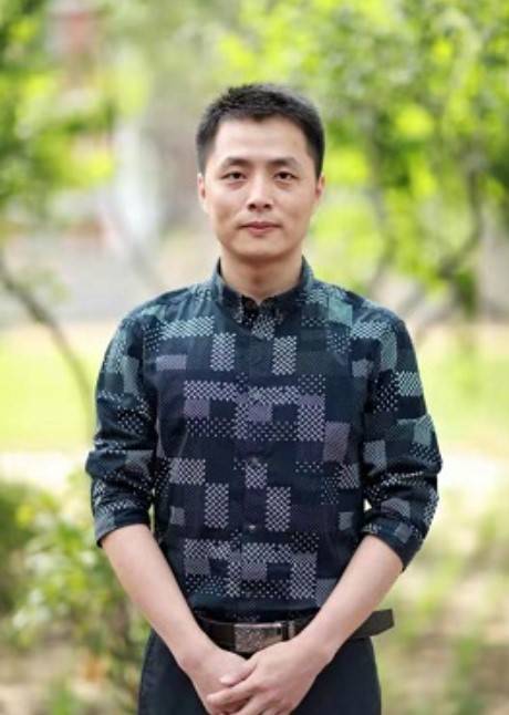 胡强（首都师范大学教师）