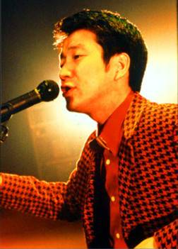 KAN（周刊撰稿人、作曲家艺人）