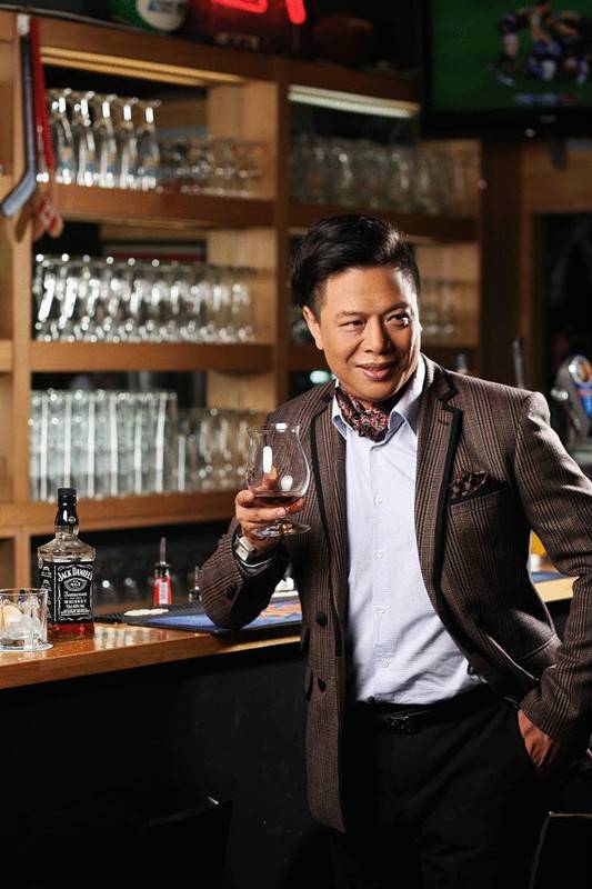 李健仁（中国香港男演员、前星辉海外有限公司制片人）