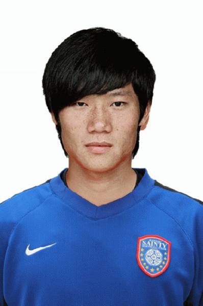 刘青（中国足球运动员）