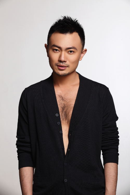 何江（北影影视艺术学院院长）