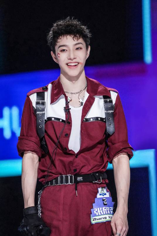 张欣尧（中国内地男歌手、舞者、短视频创作者）