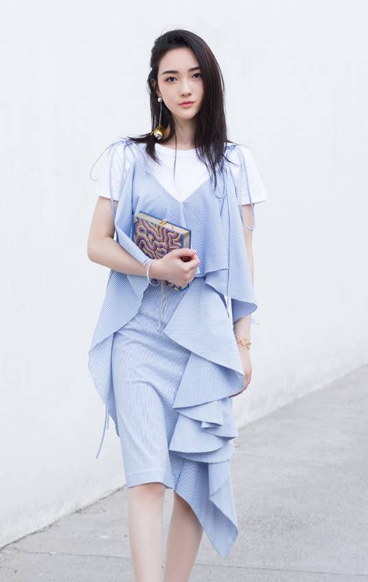 赵嘉敏（中国内地女演员、歌手）