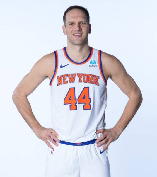 博扬·博格达诺维奇