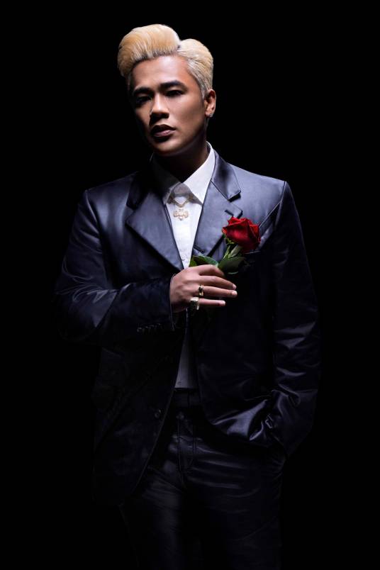 ELLY（日本三代目JSB成员、说唱歌手）