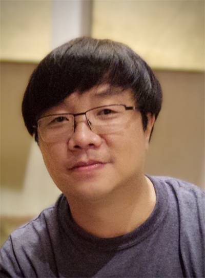 卢勇（中国美术学院教授，浙江省人大常委会委员，中国民主促进会中央委员、民进浙江省委会副主委）