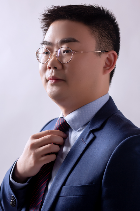 杨辉（90后作家，讲师，诗人，真襄阳节目制片人）