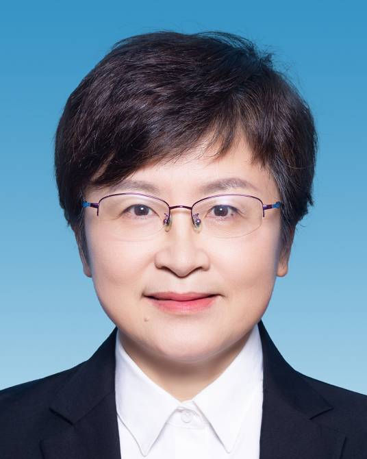 周伟（湖南省审计厅党组成员、副厅长）