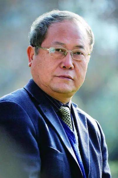 刘加平（中国工程院院士、绿色建筑专家）