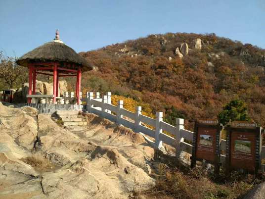 石门山（山东省曲阜市境内的山）