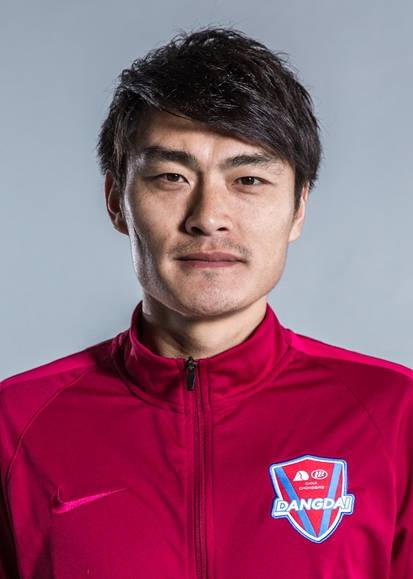 郑涛（中国足球运动员）