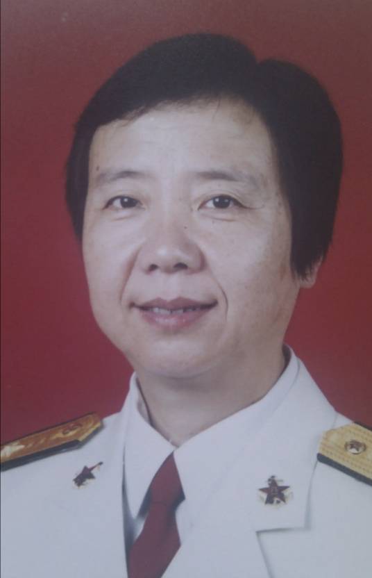 霍玲（原海军某试验基地副总工程师）