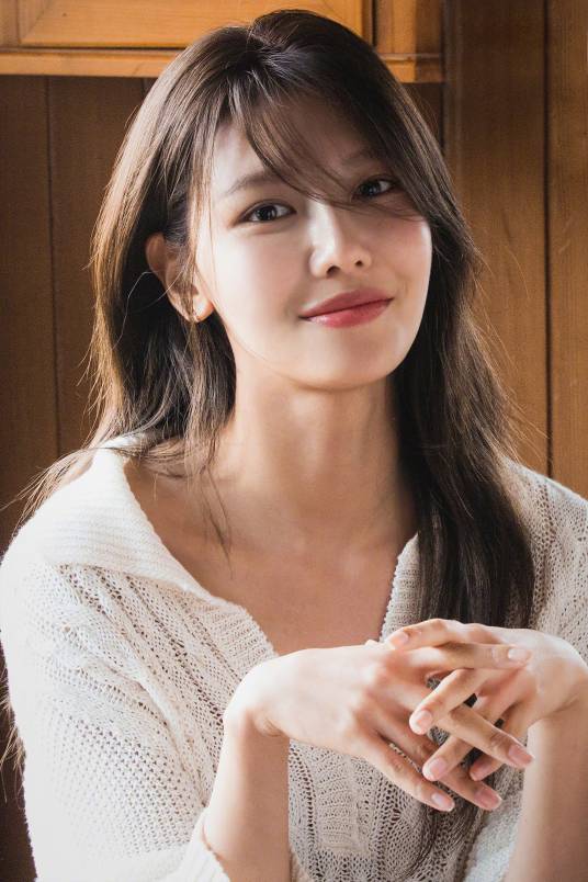 崔秀英（韩国女歌手、演员）