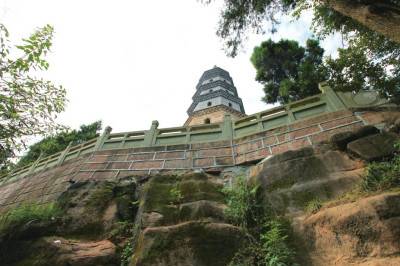 鹤鸣山（四川剑阁县鹤鸣山）