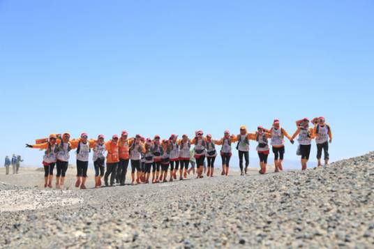 玄奘之路国际商学院戈壁挑战赛