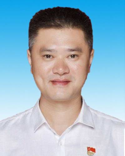 易刚（江西省萍乡市莲花县委书记）