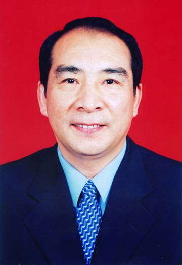 顾俊（政协开封市第十届委员会主席）