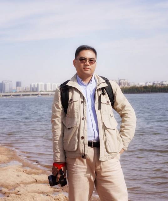 徐建平（复旦大学历史地理研究中心研究员、博士研究生导师）