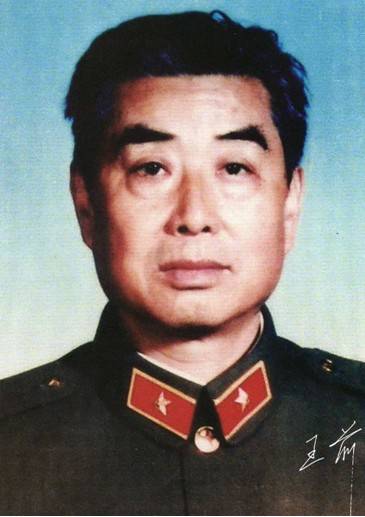 王前（军事科学院原外国军事研究部部长）