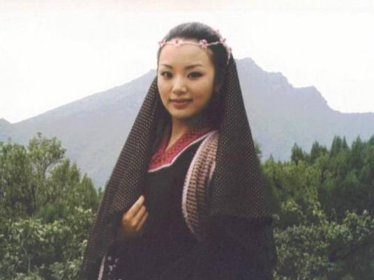 杨东（中国内地女演员）