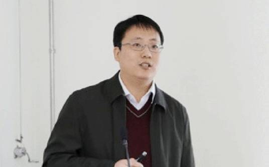 黄飞（华南理工大学教授，第十三届广东省政协常务委员）