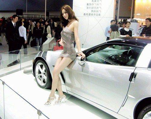 龙瑾（平面模特、网络红人）