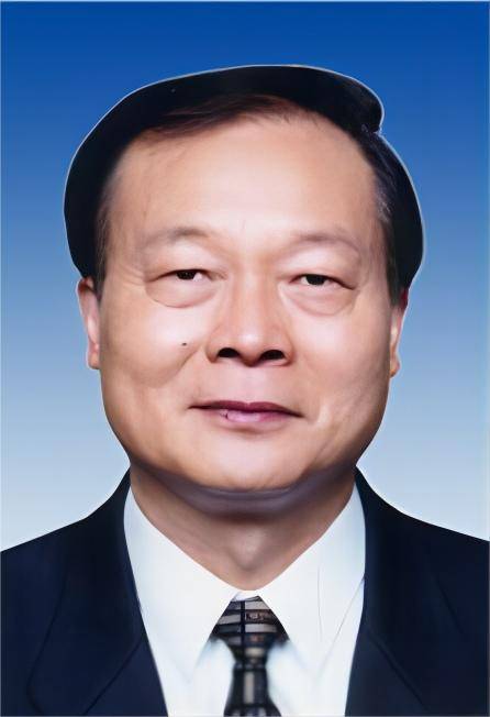 王湛（江苏省文联名誉主席）