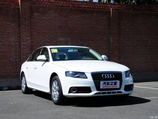 一汽奥迪 A4L 2012款 2.0 TFSI 自动舒适型