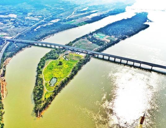 桃花岛（江西省吉水县岛屿）