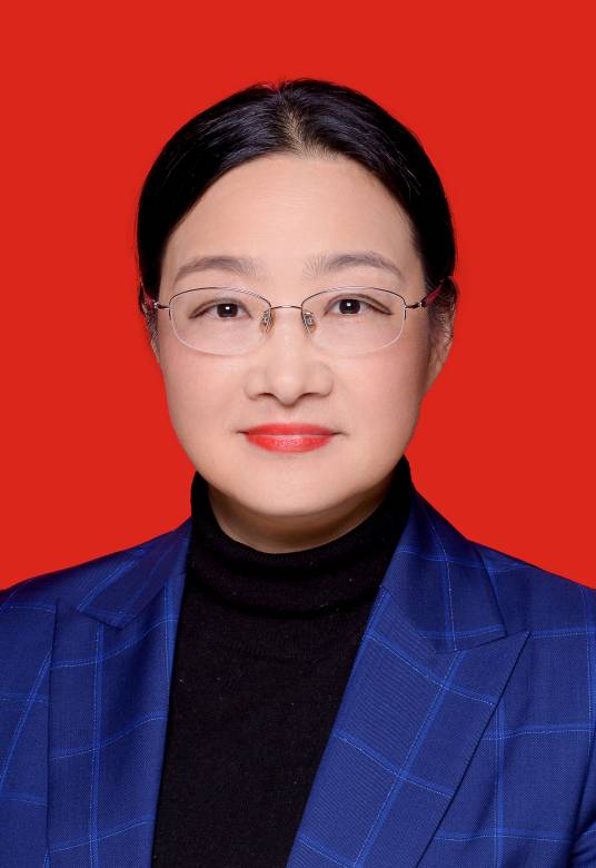 姜微（新华社上海分社党组书记）