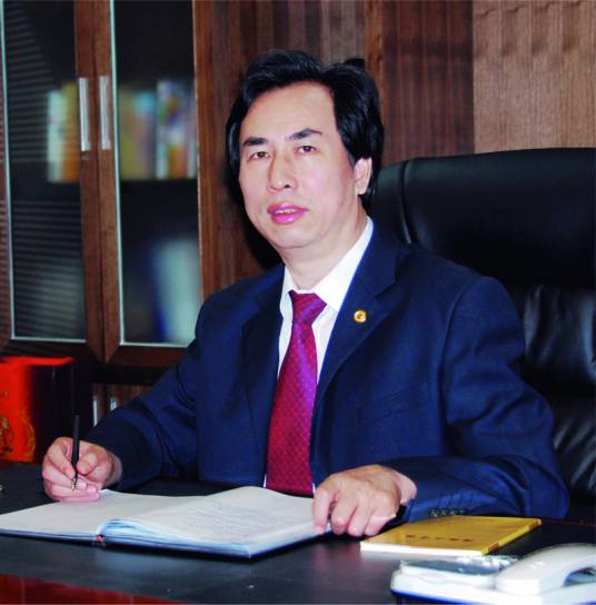 周宗文（周大生珠宝股份有限公司董事长、总经理，深圳市周氏投资有限公司董事长）