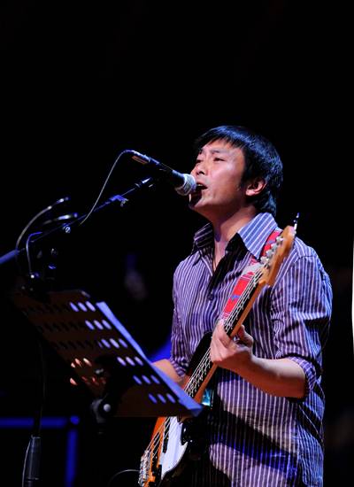 陈劲（贝司手）